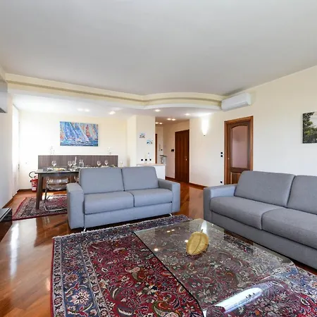 Desenzanoloft Partner Marriott Homes & - Splendido * Desenzano del Garda