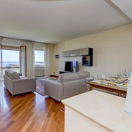 Appartement Desenzanoloft Partner Marriott Homes & - Splendido Desenzano del Garda