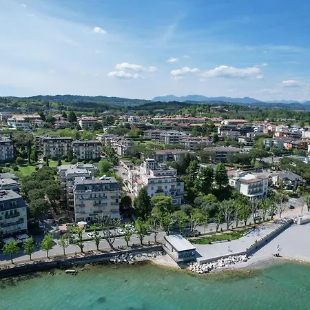 Desenzanoloft Partner Marriott Homes & - Splendido Appartement Desenzano del Garda