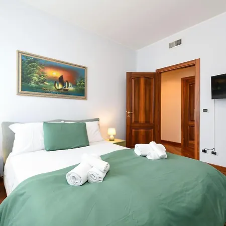 Desenzanoloft Partner Marriott Homes & - Splendido Apartment